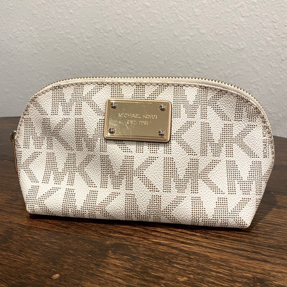 Michael Kors Logo Zip Pouch